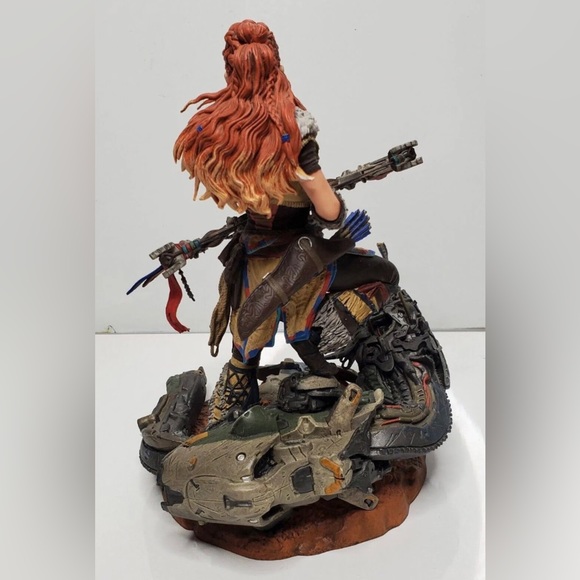 Horizon collectors edition figure - Picture 2 of 3